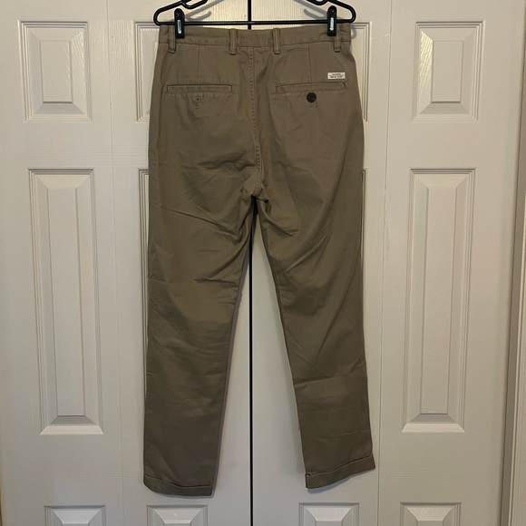 Allsaints men’s classic khakis. - Picture 3 of 3
